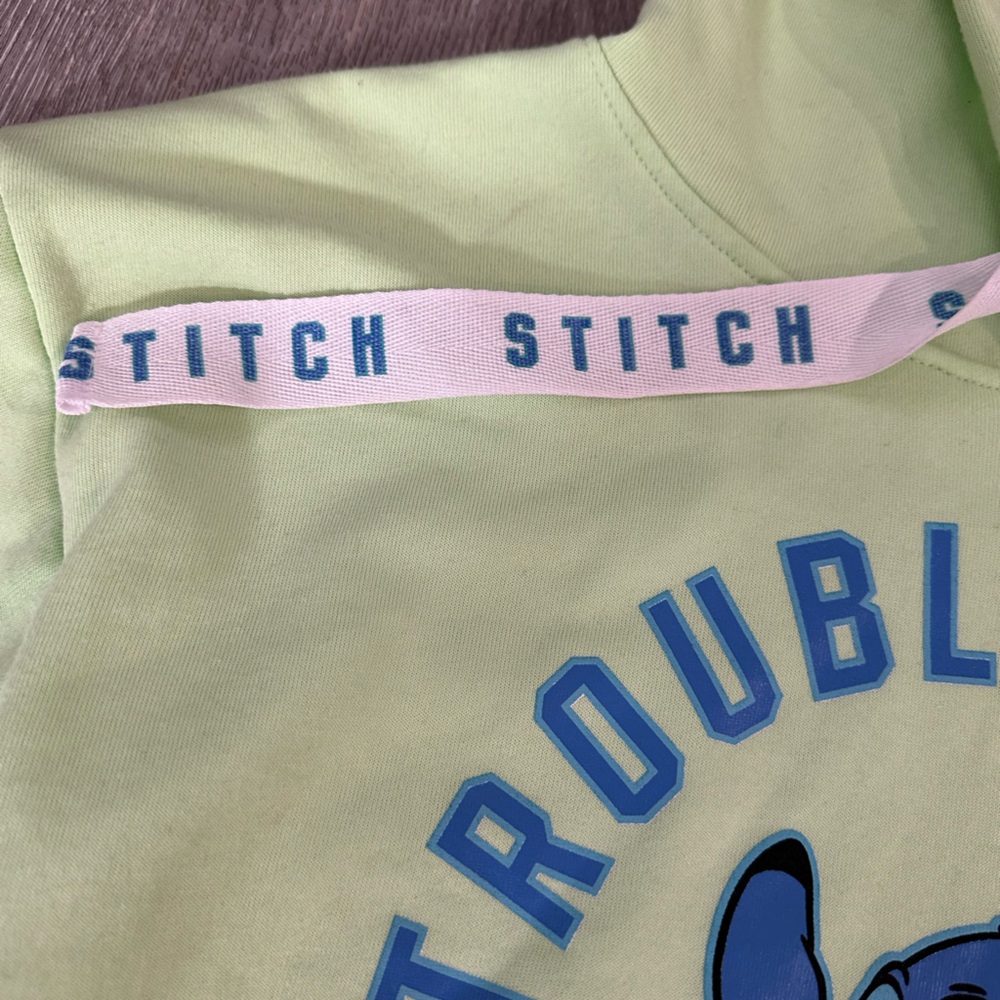 Women’s Disney Stitch Fleece Crop Hoodie Sweatshirt with Logo, Size Medi… - Picture 5 of 13